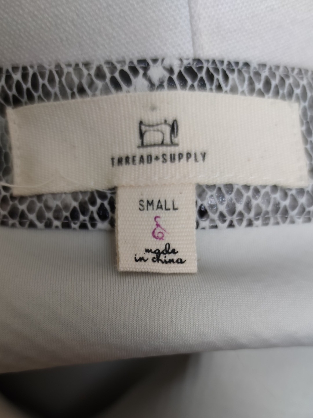 Thread & Supply Gray and Cream Snakeskin Pencil Skirt with Front Zip - Picture 4 of 4